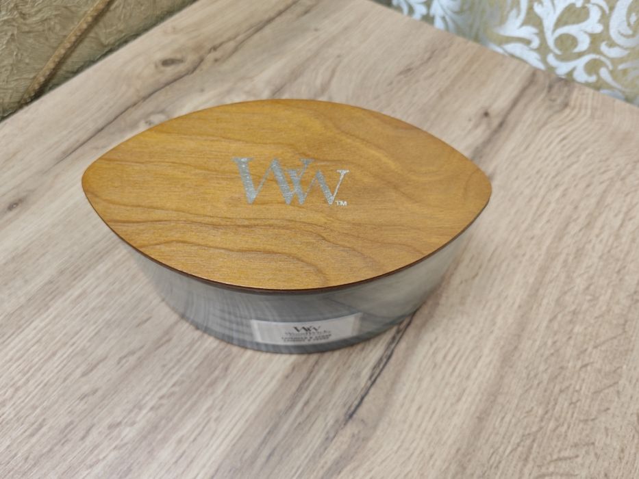 Свеча Wood Wick Lawander & Cedar