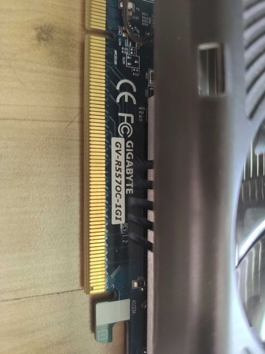 Karta graficzna Gigabyte GV-R557OC-1GI