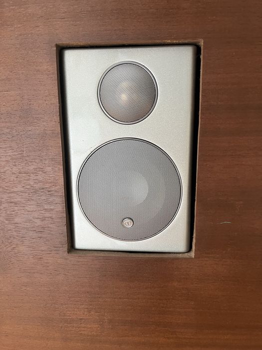 Subwoofer Monitor Audio Radius 370HD + 5 colunas 90HD