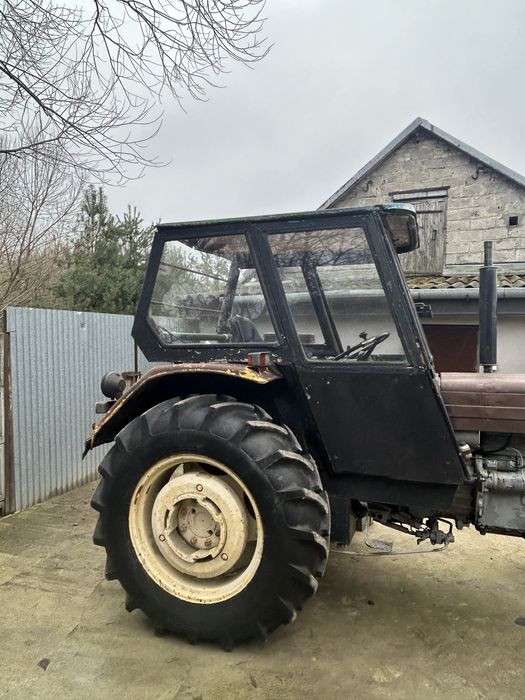 Kabina czeska do ciągnika jednostronne otwieranie