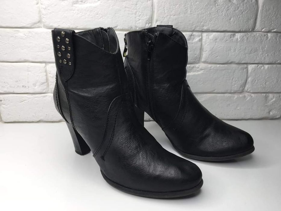 Botki delikatnie ocieplane Rozmiar 38