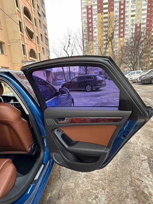Audi A4 2009 року