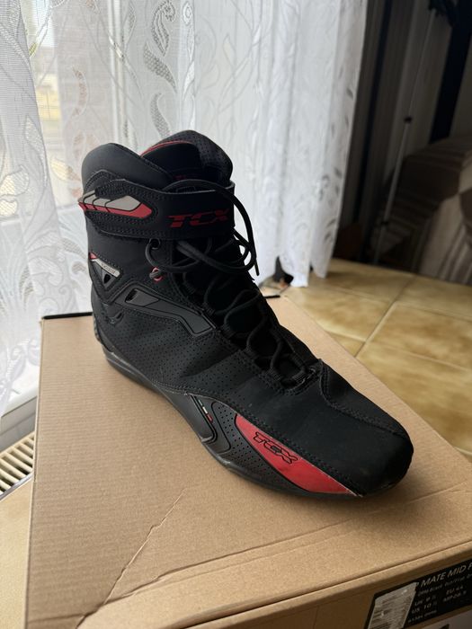 Buty motocyklowe TCX miejskie r43 praktycznie nowe