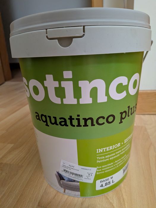 Tinta Sotinco Aquatinco Plus  5L - Novo por abrir