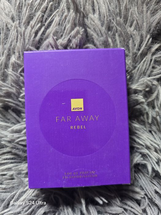 Perfumy Far Away  Rebel