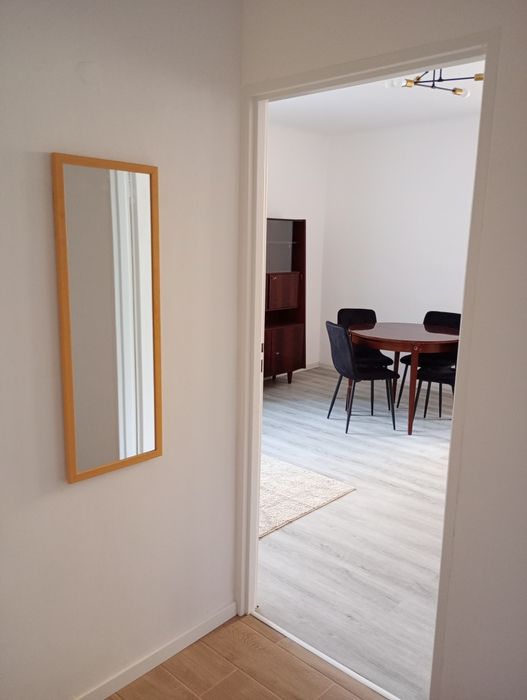 Przytulna i przestronna kawalerka 36 m² – 1. piętro, cegła, blisko centrum!