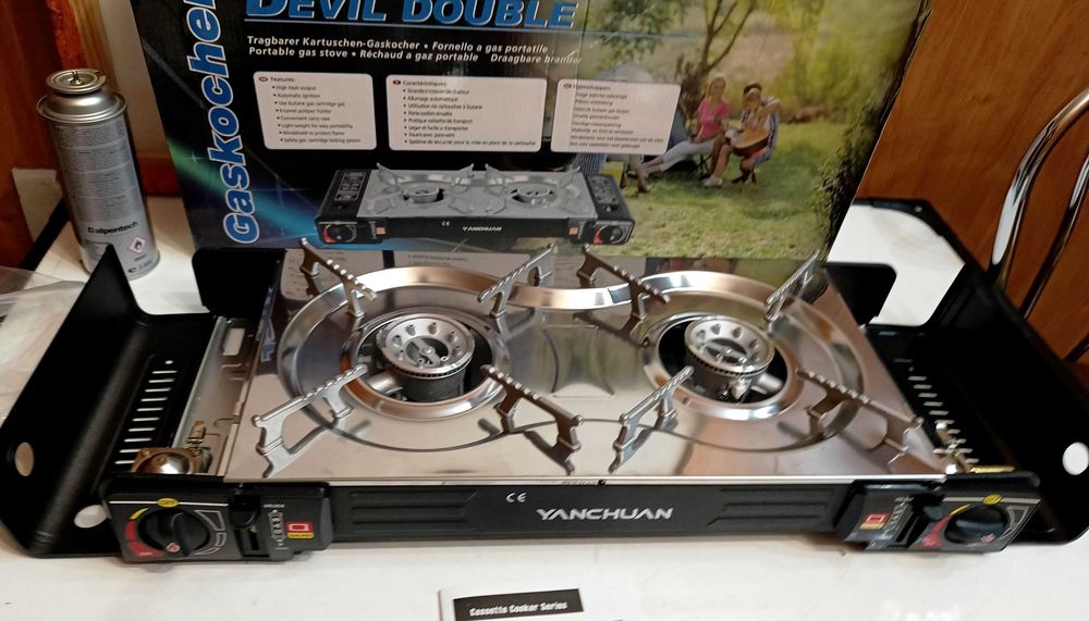 Kuchenka gazowa turystyczna  na kartusze - 2 palnikowa