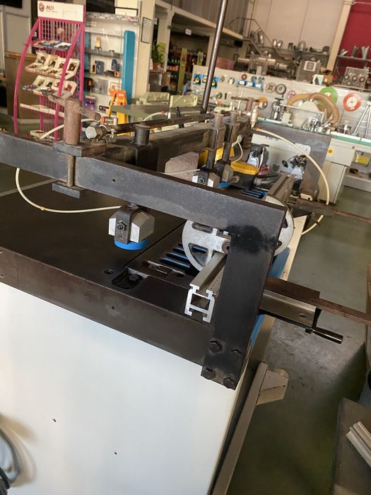 Multifurador Masterwood k23  (23brocas) c/CE
