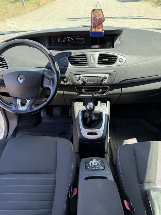 Renault Grand Scenic Limited