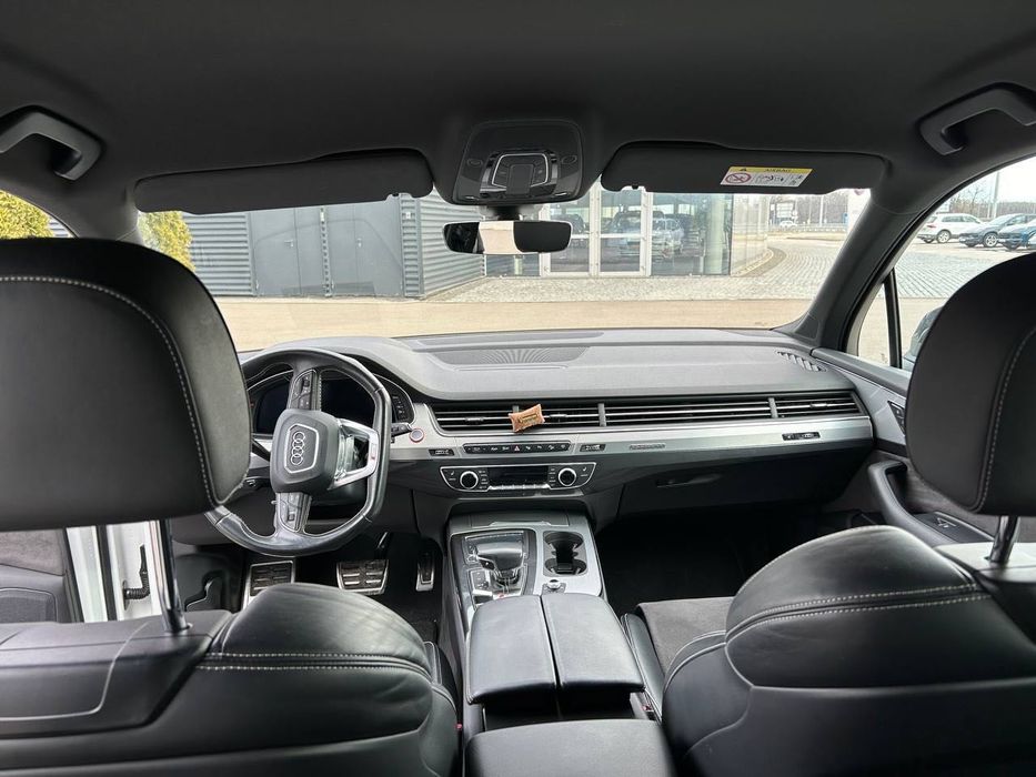 Продам Audi SQ7 2017