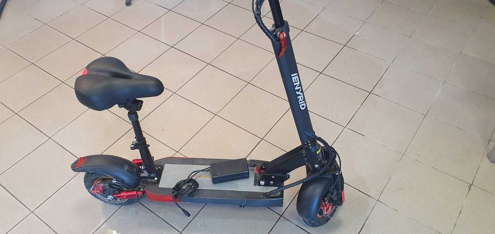 Hulajnoga elektryczna IENYRID M4 PRO S  - Madej Gorlice Mickiewicza -