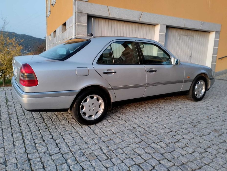 Vendo Mercedes C220 D