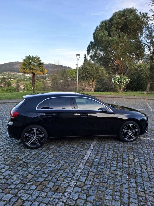 Mercedes Benz a250e 8G-DCT