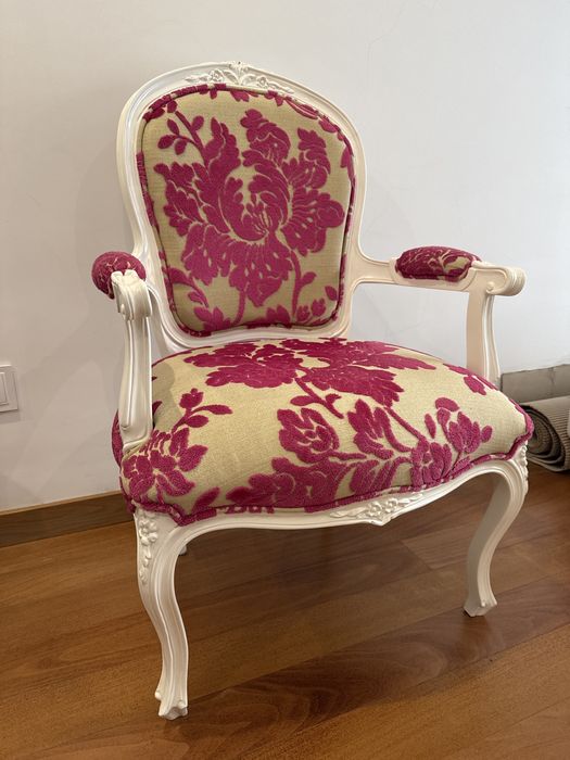 Cadeirão estilo Luís XV