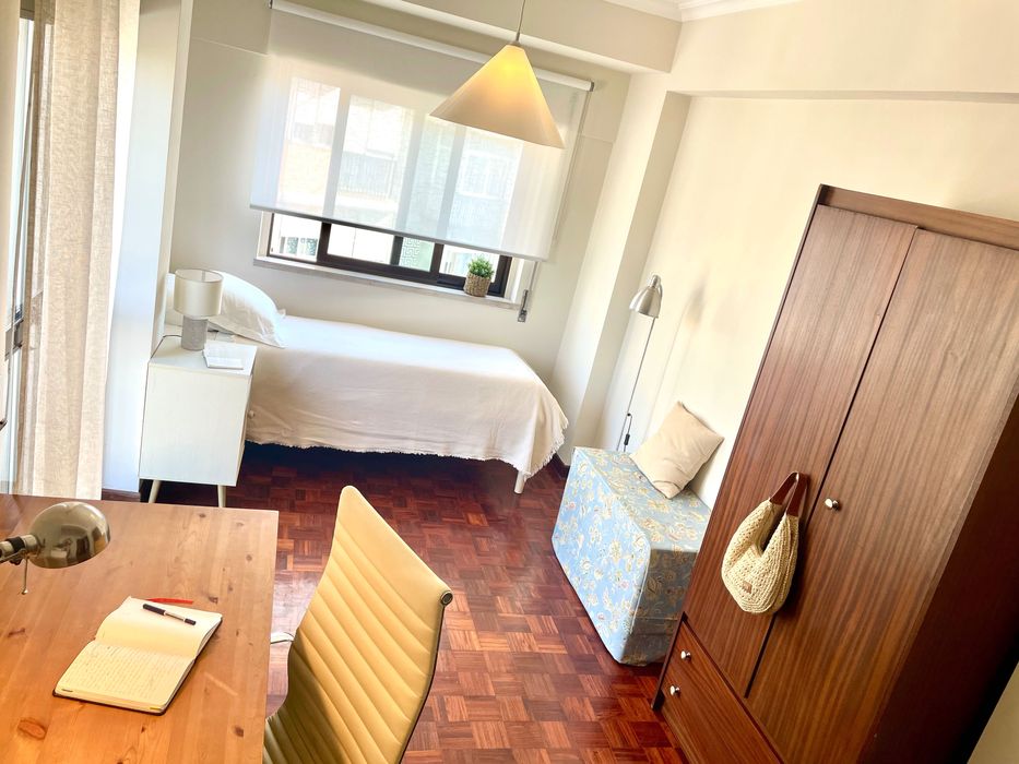 Quarto para estudante