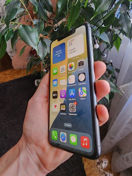 Продам айфон хс мах на 64гб акб 94%
