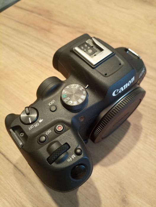 Aparat Canon EOS  R7