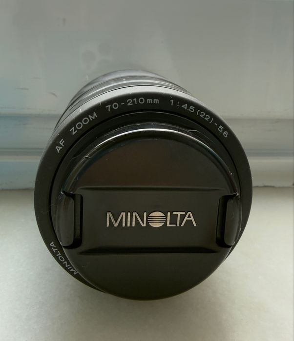 Conjunto Minolta Original – Objetiva 70–210mm + Flash Program 3200i