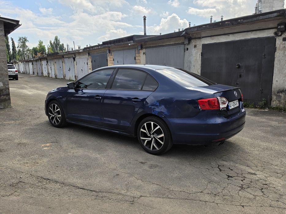 Volkswagen Jetta 2011
