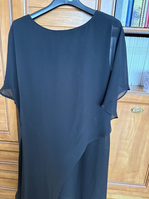 Sprzedam czarną sukienkę