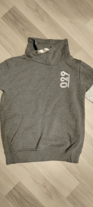 Komplet dresowy rozmiar 140