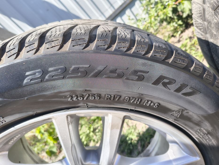 Диски та шини зимові Pirelli в комплекті 15 000грн.