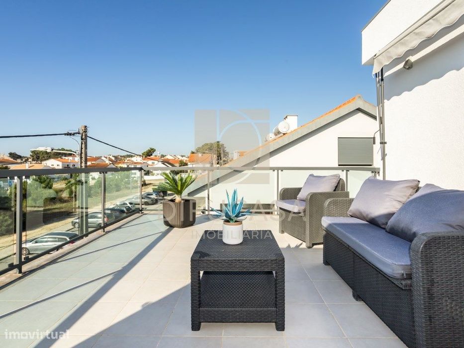 R366 Moradia T3 com Garagem + Terraço com vista para a Serra da Arr...
