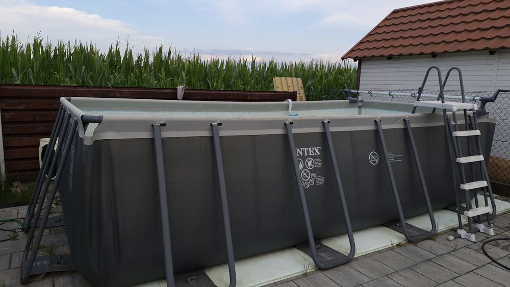 Basen stelażowy 549x274x132 z osprzętem