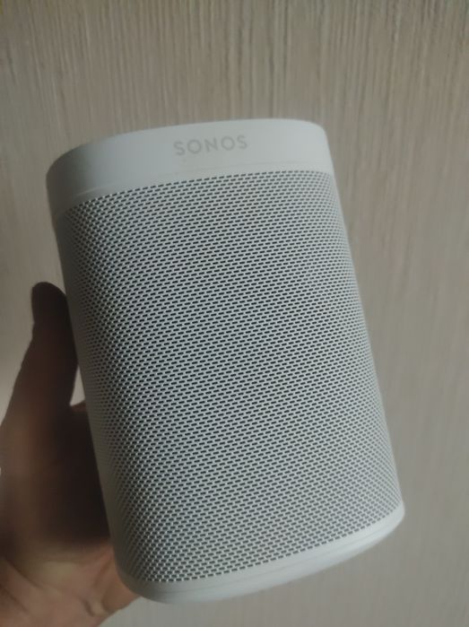 Пара колонок Sonos One SL и Sonos One A100 WiFi