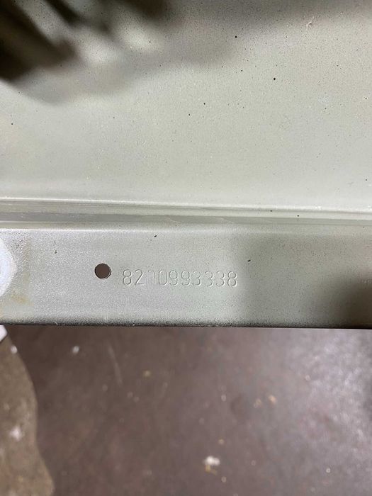 Крило переднє ліве  Рено Меган 3 Крыло переднее  Megane III