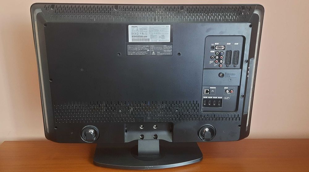 Телевізор "32" Philips 32PFL9604H