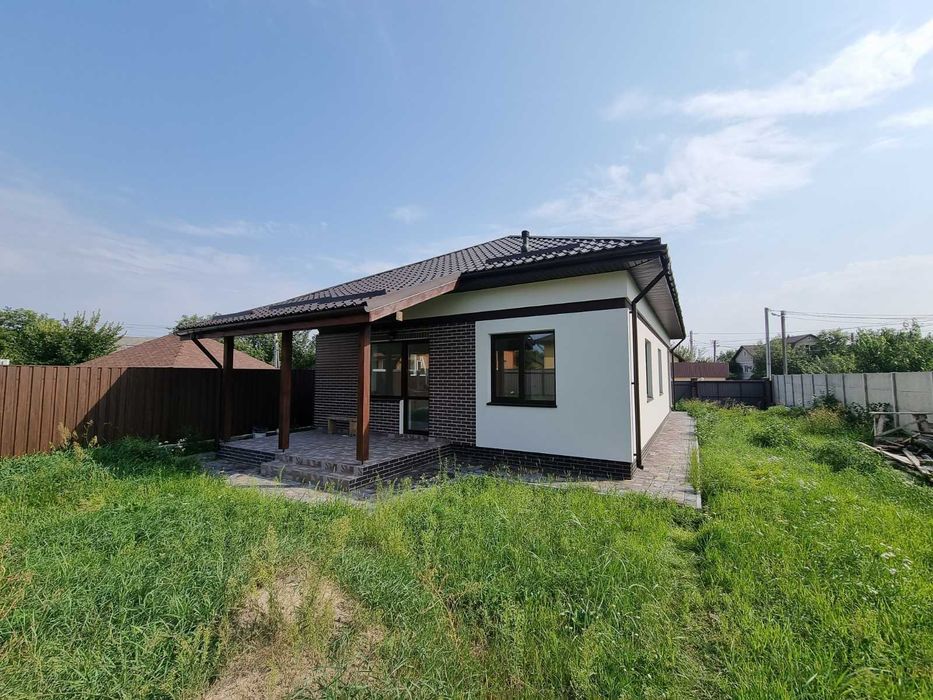 Долгосрочная аренда 1 єт.  дома 100  кв.м. в с.Осещина от властника