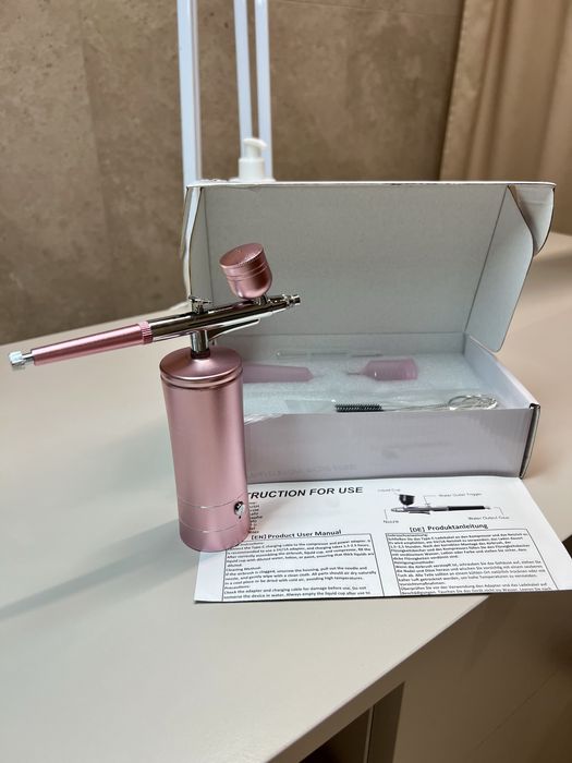 Аерограф ,розпилювач