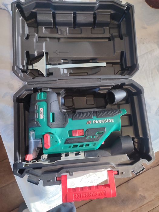 Лобзик акумуляторний Parkside