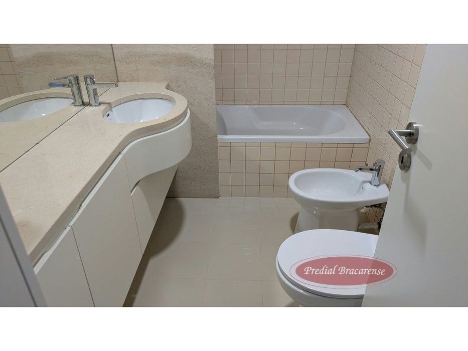 Apartamento T3 duplex no centro da cidade.