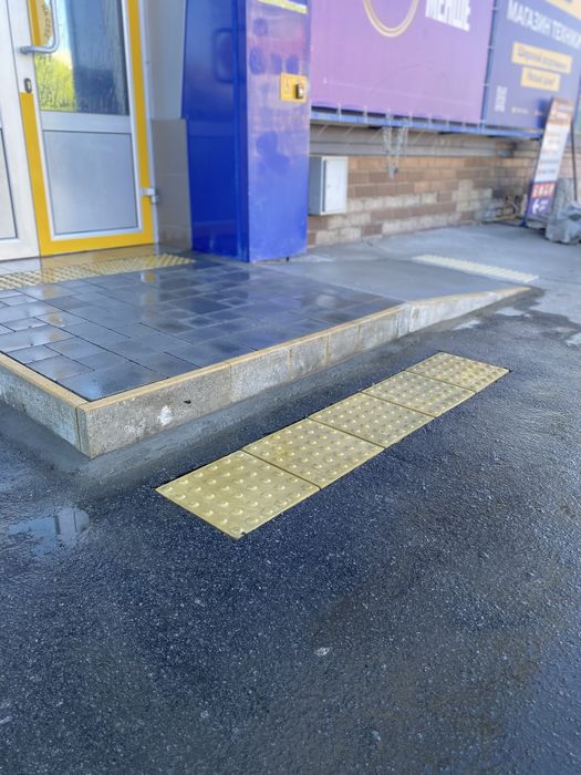 Уклатка тротуарної плиткі