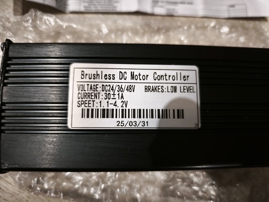 Sterownik 30A +wyświetlacz LCD  24V36V48V60V 250W-1000W-2000W Nowy zes