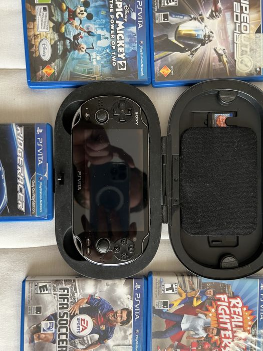 Vendo PS Vita tras um cartão de 8G de memoria