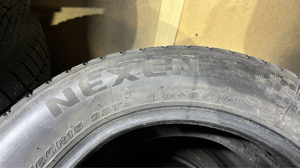 Пара зимової гуми 195/60/15 Nexen