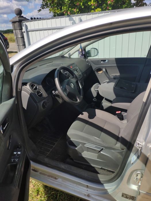 Golf plus 1.9 tdi Автомобіль
