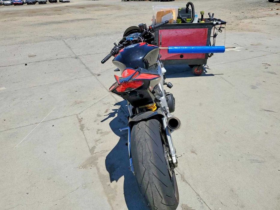 2019 aprilia tuono v4