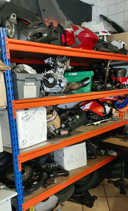 Peças usadas para moto // para vários modelos.