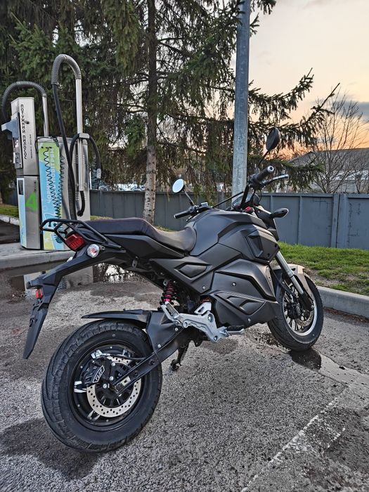 Электрический мотоцикл HECHT STRATIS BLACK