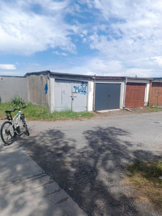Garaż do wynajęcia ul Staroszkolna
