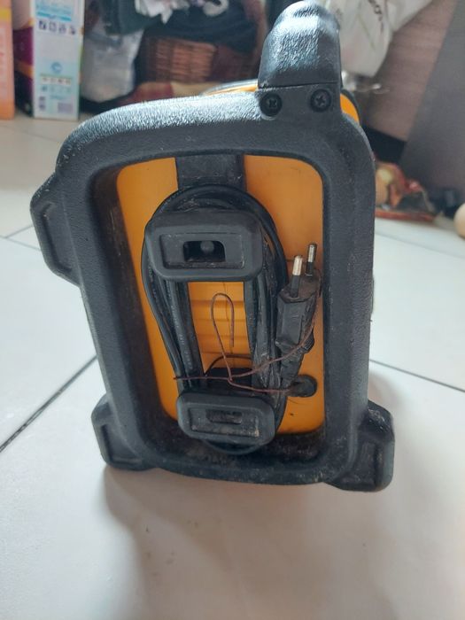 DeWalt DCR020 Radio