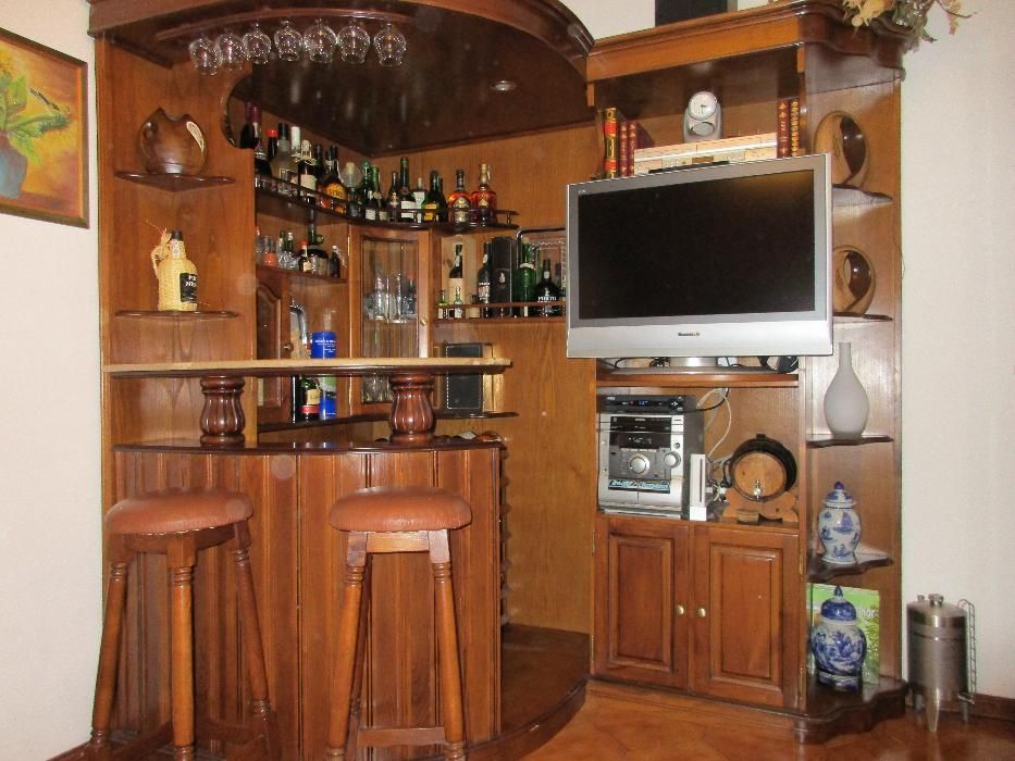 BAR de CANTO em Castanho