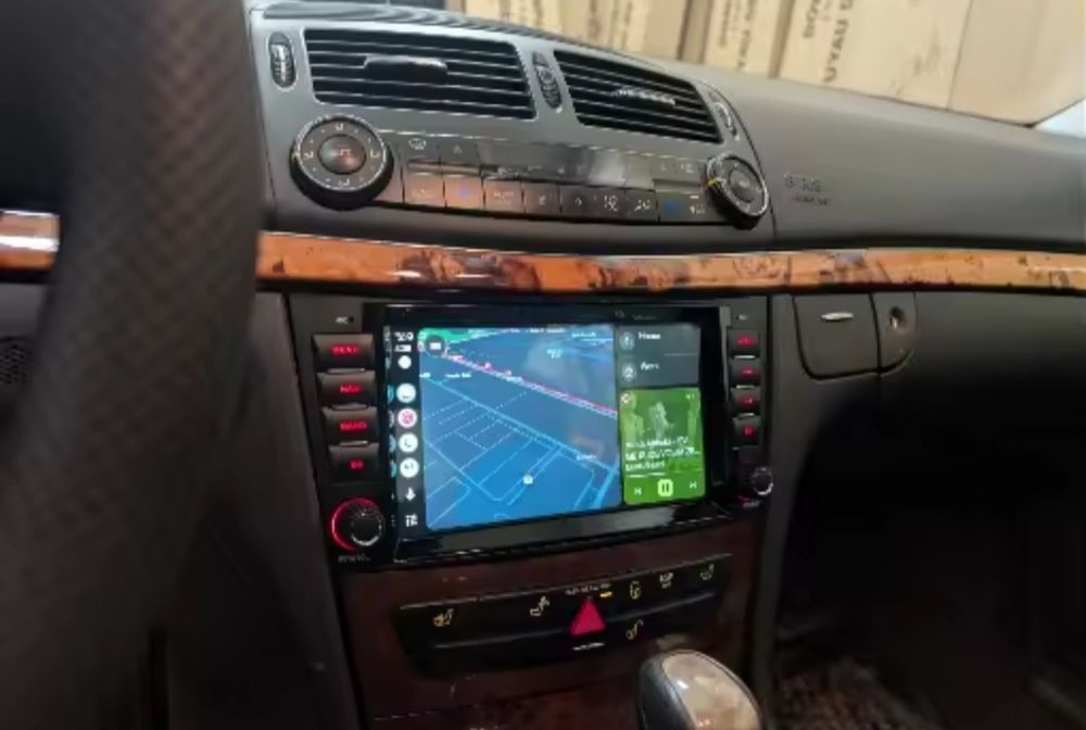 Radio Android 7" Mercedes E W211 (4+32 GB) + CARPLAY e Android auto