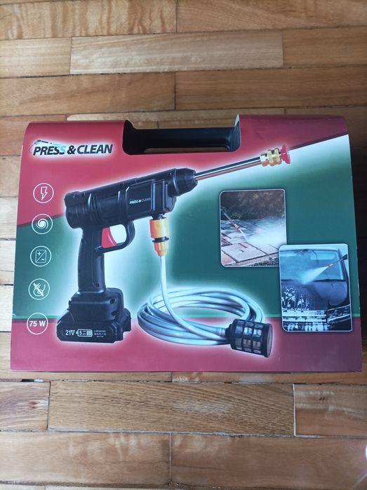Máquina de lavagem a pressão.