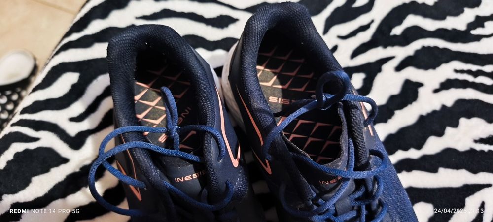 Tênis de homem tamanho 39