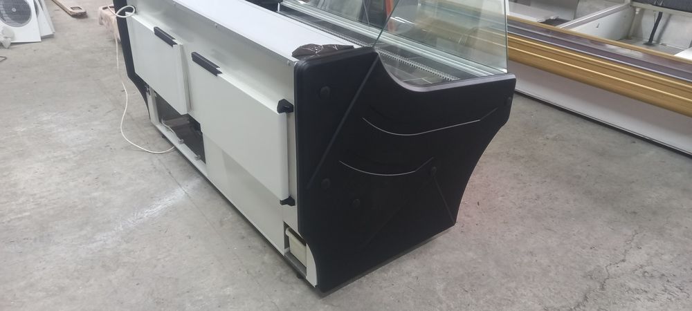 Холодильна вітрина, холодильник, морозилка, холодильна гірка, регал